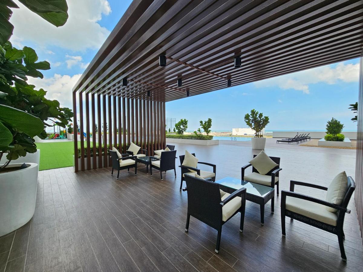Amber Cove Executive Suites Melaka Esterno foto